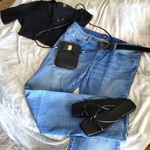 Gap "Long and Lean" Jeans in 32 Long